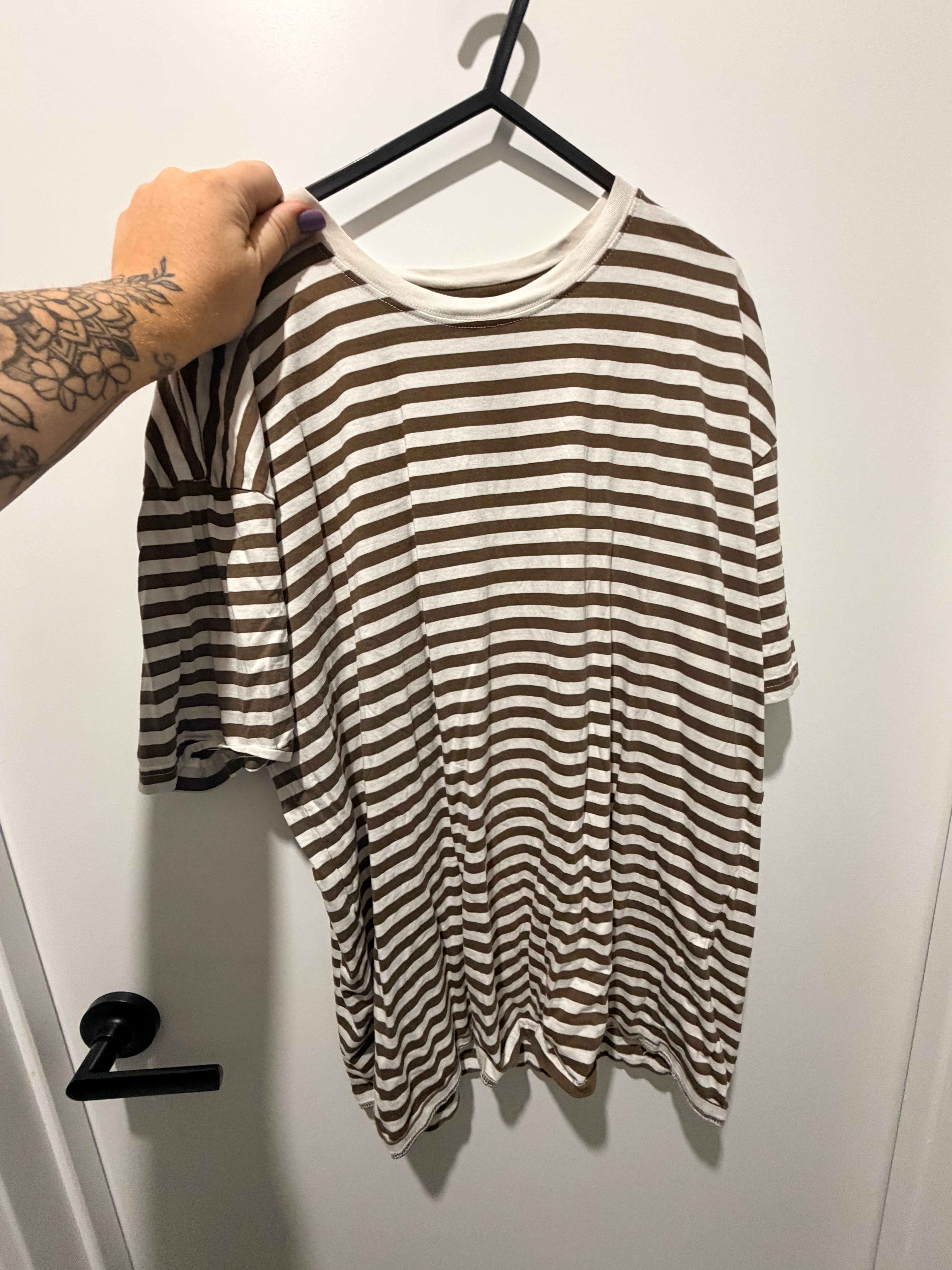 Brown and beige stripe tee