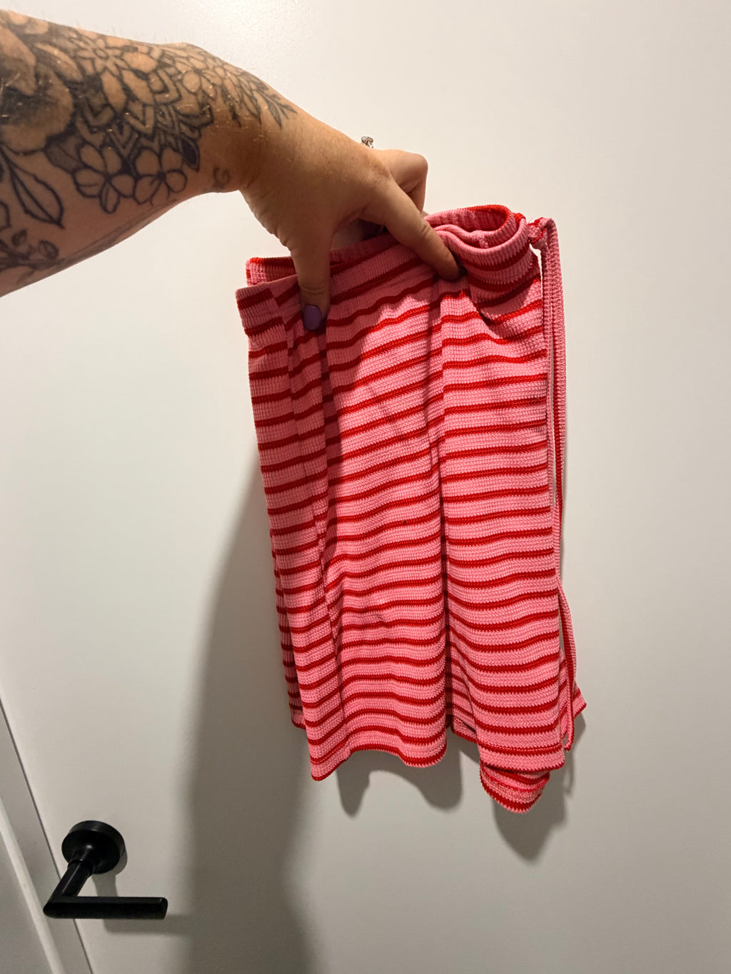 Temu pink and white stripe set